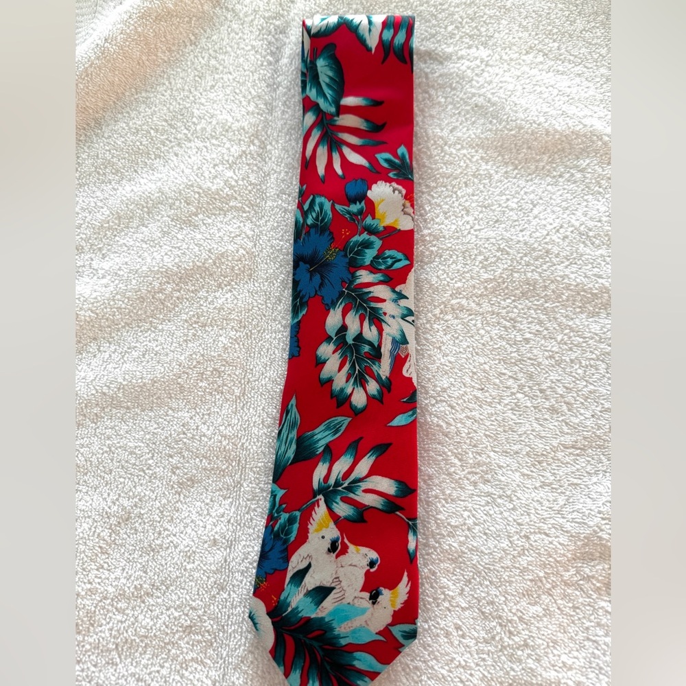 Izod Red Tropical Silk Tie